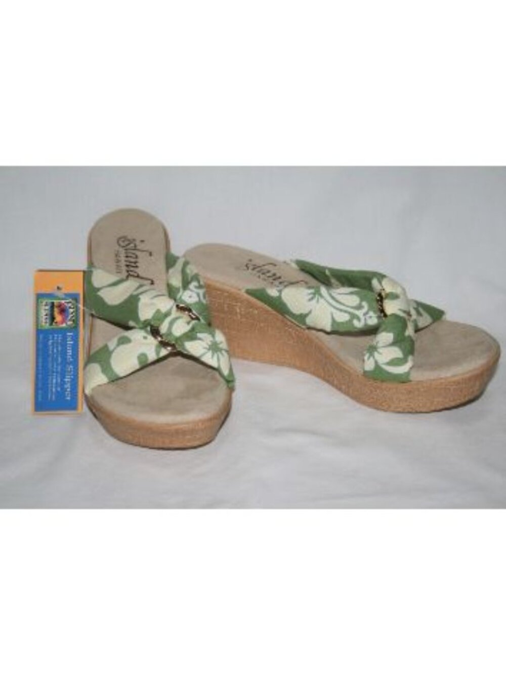 Island Slipper Hawaii Never Worn Tropical Print Sandals